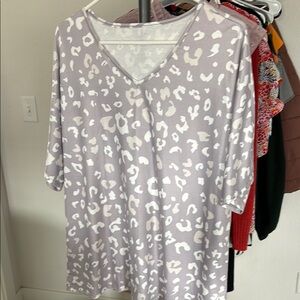 Leopard Print V-Neck Top